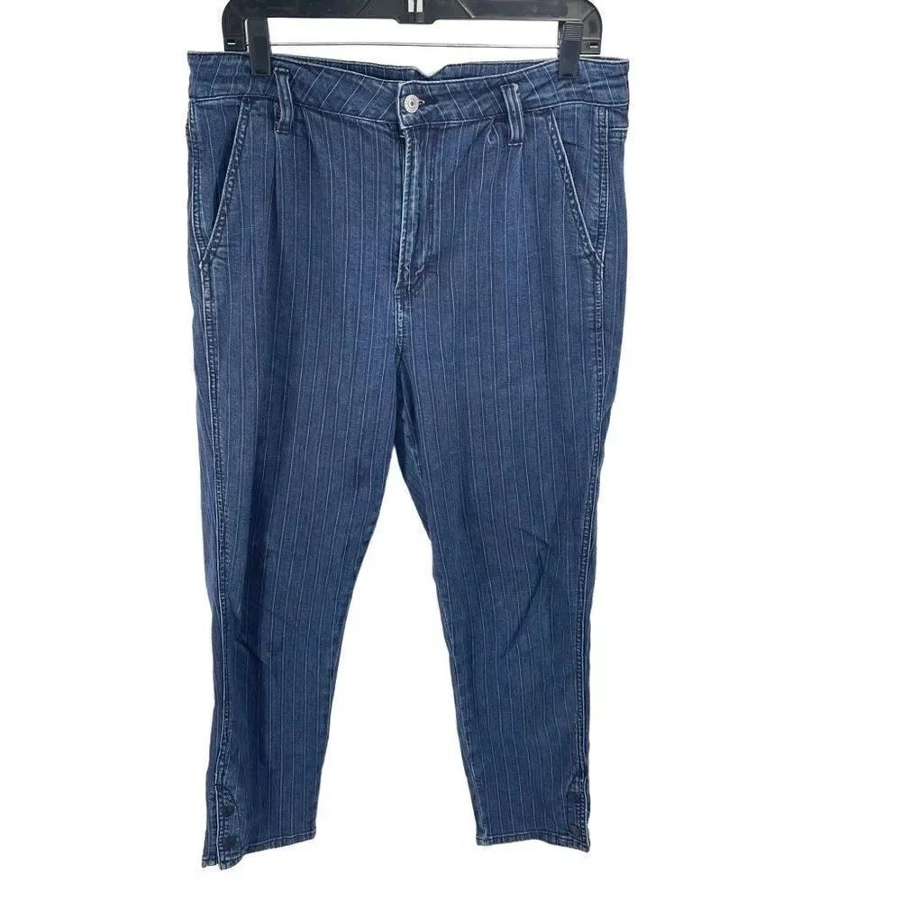 American Eagle Women's mom Jeans Slim fit striped Stretch Size 12 ankle cropped
